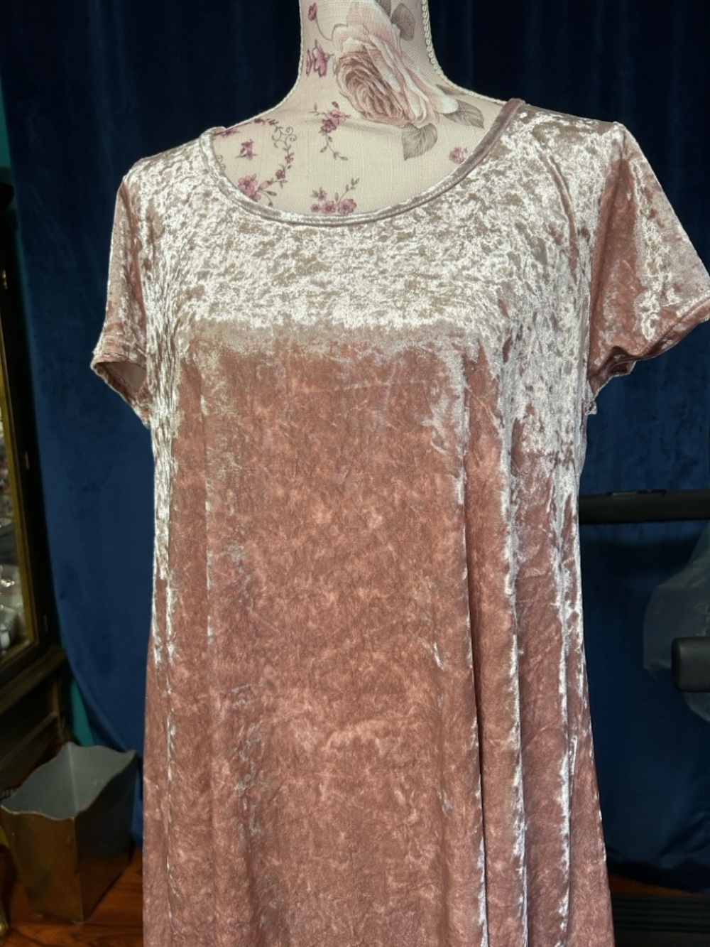 Socialite Crushed Velvet Short Sleeve Tunic - Rose